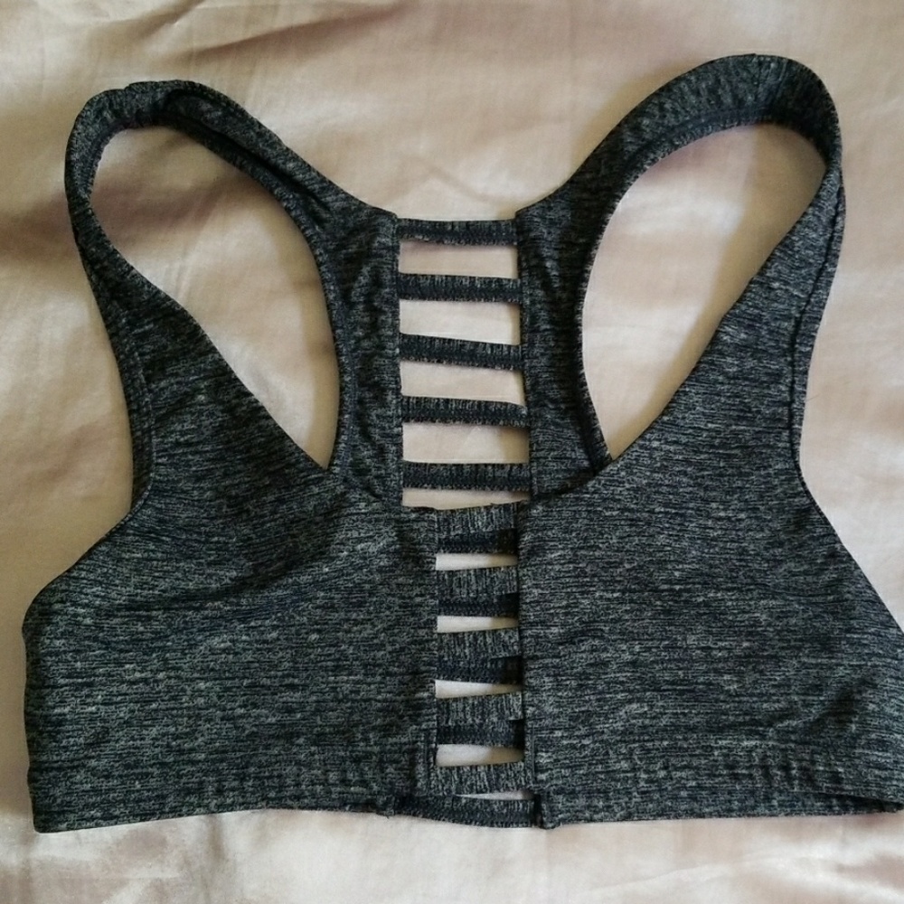 Sports bra